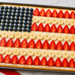 American Flag Fruit Pizza|4th of July fruit pizza